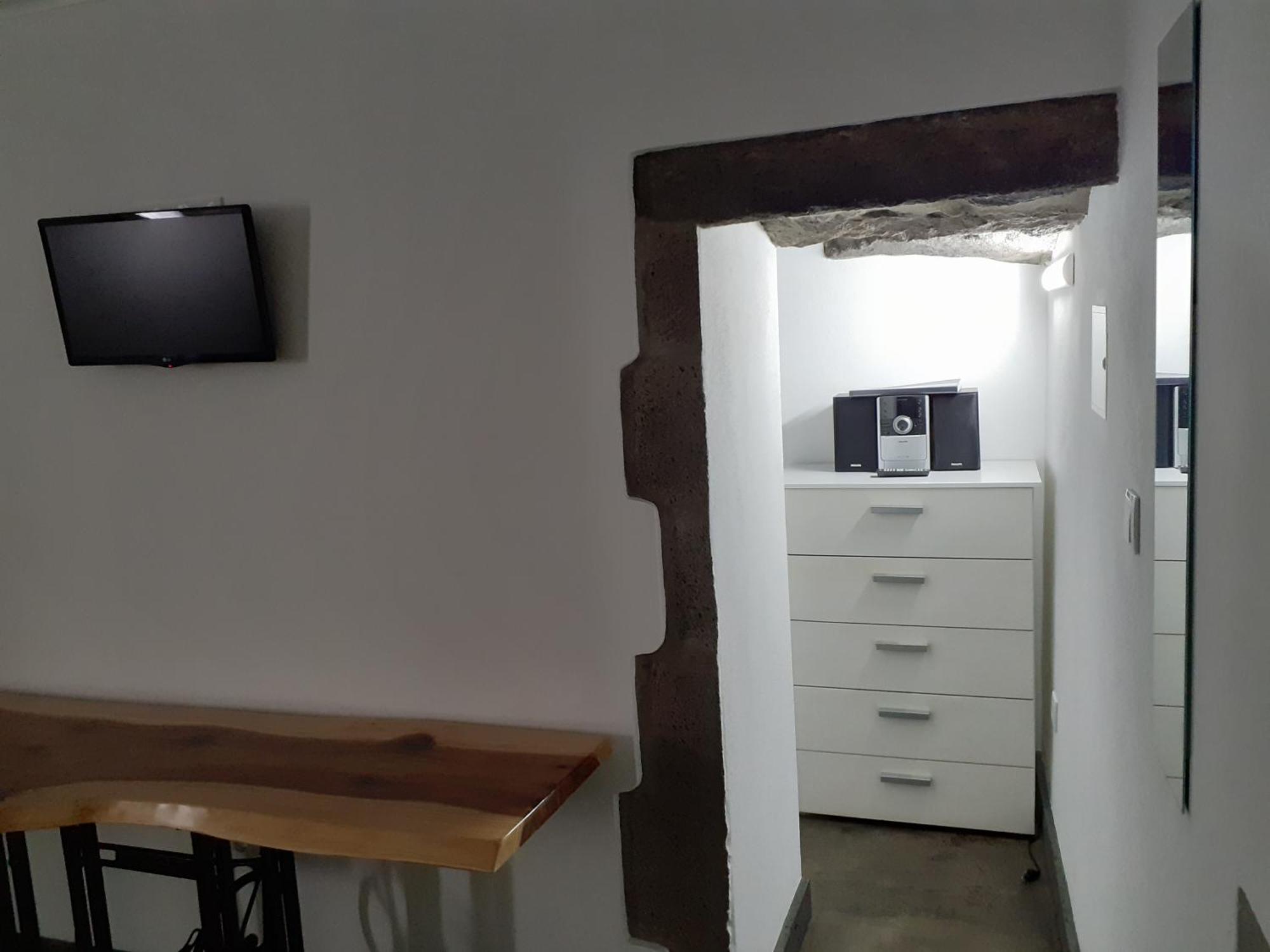 Basaltic Guest House Achadinha Rum bild